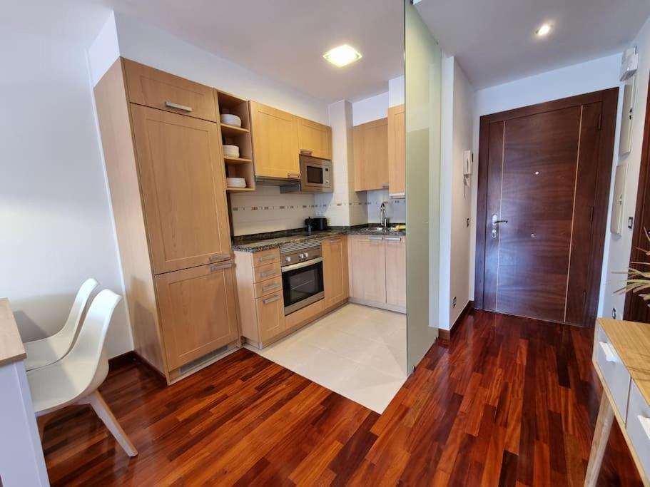 Apartment 604b - Con Garaje *